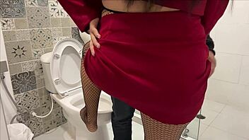 Quickie in the office bathroom with tall big-ass secretary ends in creamy creampie