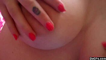 Dagfs - check out this chubby tattooed babe teasing with her big ass 😘