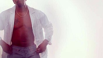 I feel so aroused watching milfy blonde milf cory chase and neighbor sarah jessie in dream threesome with bbc