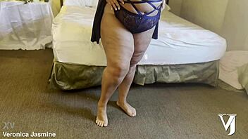 tell you all about my big pussy solo play 😘