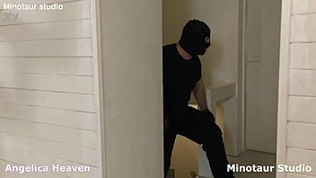 Young 18+ bimbo girl delivers anal destruction to muscular robber with fisting