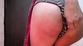 come on baby lick my wet pussy and make me cum hard with your tongue