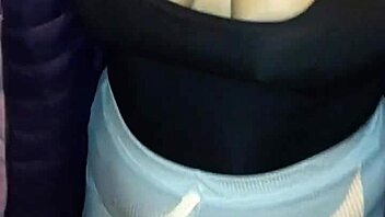 Meeting mature chubby blonde with huge ass on street