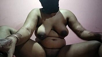 Curvy Desi Indian Beauty Explores Passionate Moments with Close Friend