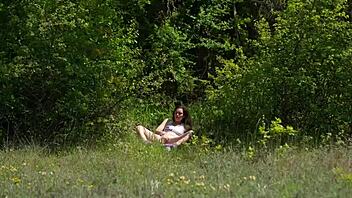 i touch myself in public then a jogger fucks me with huge facial