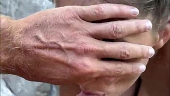 Risky Beach Blowjob From Sloppy Teen Model In Pov