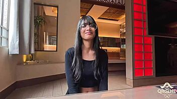 BRASILEIRA DE PEITOS NATURAIS GRANDES E PERFEITOS DISPOSTA A FAZER QUALQUER COISA DURANTE SEU CASTING FT LUNA LEGENDARY FREE SCENE