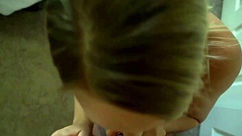 pregnant babe with big tits gets horny craving a monster cock for sloppy action