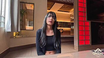 BRASILEIRA DE PEITOS NATURAIS GRANDES E PERFEITOS DISPOSTA A FAZER QUALQUER COISA DURANTE SEU CASTING FT LUNA LEGENDARY FREE SCENE