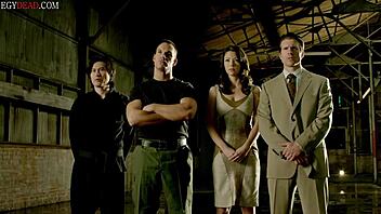 What episodes from Femme Fatales S02 E04 are translated to Arabic?