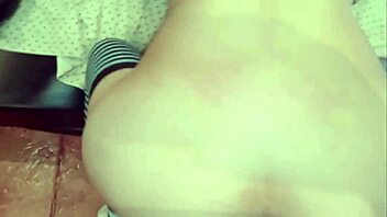 I masturbate with a friend using dildo toys, then she gives me big cock fucking 😈🍑🔥