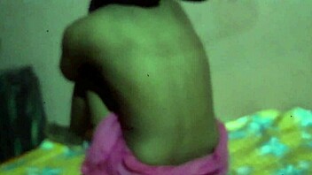 Sexy Milf Wife Craves Cum in Her Mouth for the First Time!