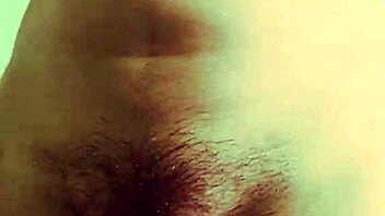 18 years old Indian girl shows off big ass and wet pussy in solo amateur play