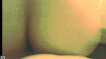 Hey, check out my curvy Peruvian babe letting me film our steamy session! 🔥📹