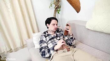 Mature catches me jerking off 😏