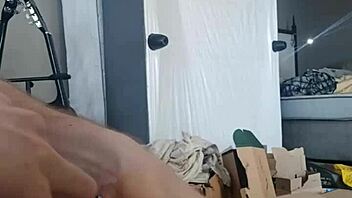 Huge cock from Cape Town explodes in massive cumshot action! 🍆💦