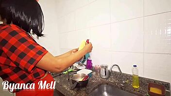 Delicious Brunette Enjoys Intense Solo Session