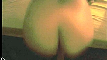 Hey, check out my curvy Peruvian babe letting me film our steamy session! 🔥📹