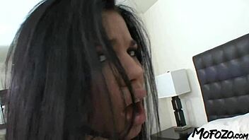 black haired amateur takes deepthroat and ends with creampie finish