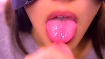 Japanese Hot Amateur Gets Blowjob Facial In Close Up
