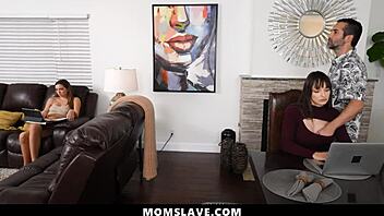 Unemployed dad freeuses his hot wife and cute girl while they're working in fetish blowjob threesome.