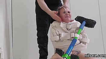 Slutty teen 18+, why are you in this anal asylum for such awkward treatment?