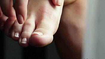 Kinky european hotties deliver intense footjob leading to cumshot in fetish scene
