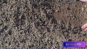 Revealme foot fetish fantasy with sexy soles and toe-sucking in shower 🦶😍