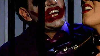 Oh yeah, let's do this Catwoman threesome right here in the cage with wet pussy and anal action!