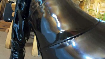 Dominant milf in shiny boots and fur coat delivers deep blowjob with cum facial finish