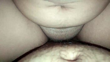 My girlfriend got so horny alone she called me over for intense deepthroat action