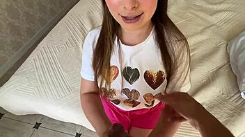 guy bangs his girlfriend hard and cums loudly in homemade video