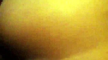 Wow, look at that nice round ass bouncing