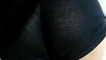 Doña Mary Feels Passionate In Mini Shorts At Gym