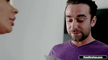 milf fucking young guy to shut him up