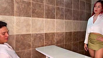 Hey, watch this milf teacher forming a threesome with her students in part 1 featuring Jaco Newman 😏🍆