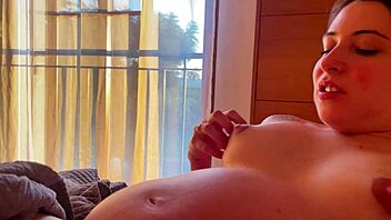 I love how my friend's pregnant girlfriend skips the condom and begs for my creampie inside her.