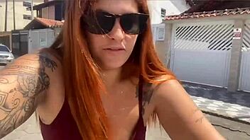 riding a bike without underwear on the street, the exhibitionist felt sweaty during the flashing adventure