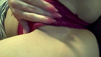 yeah, i masturbate while they prep my set