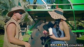 Big butts scene with Bethany Benz's massive ass and tits in car action