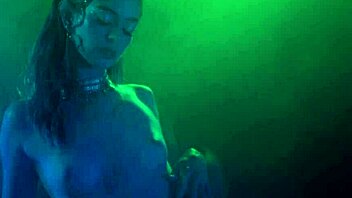 Petite skinny Molly Little contrasts with muscular bodybuilder in blowjob missionary riding fucking cowgirl scene