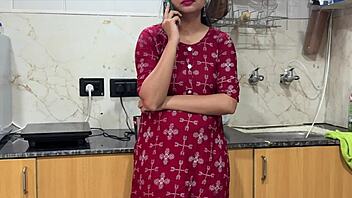 Stepmom asks sister to help with addiction issues 😏