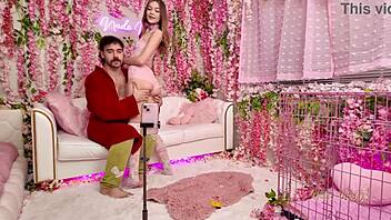 I love when della cate comes to nade nastys pink room for nasty fun