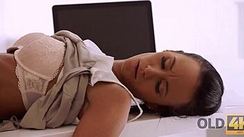 Slender Girl Enjoys Intense Sex With Old Gentleman Boss!
