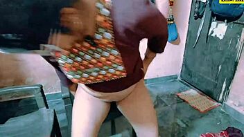 muslim woman demands pussy licking first before allowing hardcore anal fucking action