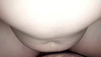 My girlfriend got so horny alone she called me over for intense deepthroat action