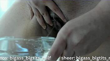 Who knew pee fetish and squirting masturbation with dildo in wet pussy could feel so intriguing for curvy Latina