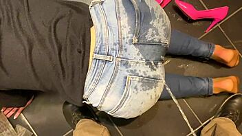 desperate pee in my jeans then he pees on my ass and i give him a hot blowjob