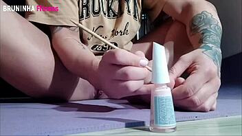 hot brazilian babe paints her toenails while teasing with shaved pussy close-up!