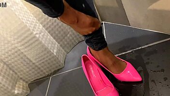 desperate pee in my jeans then he pees on my ass and i give him a hot blowjob